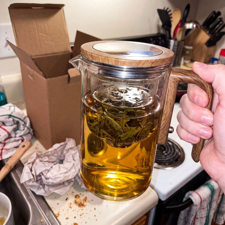 Unwrapping a new MagBrew teapot